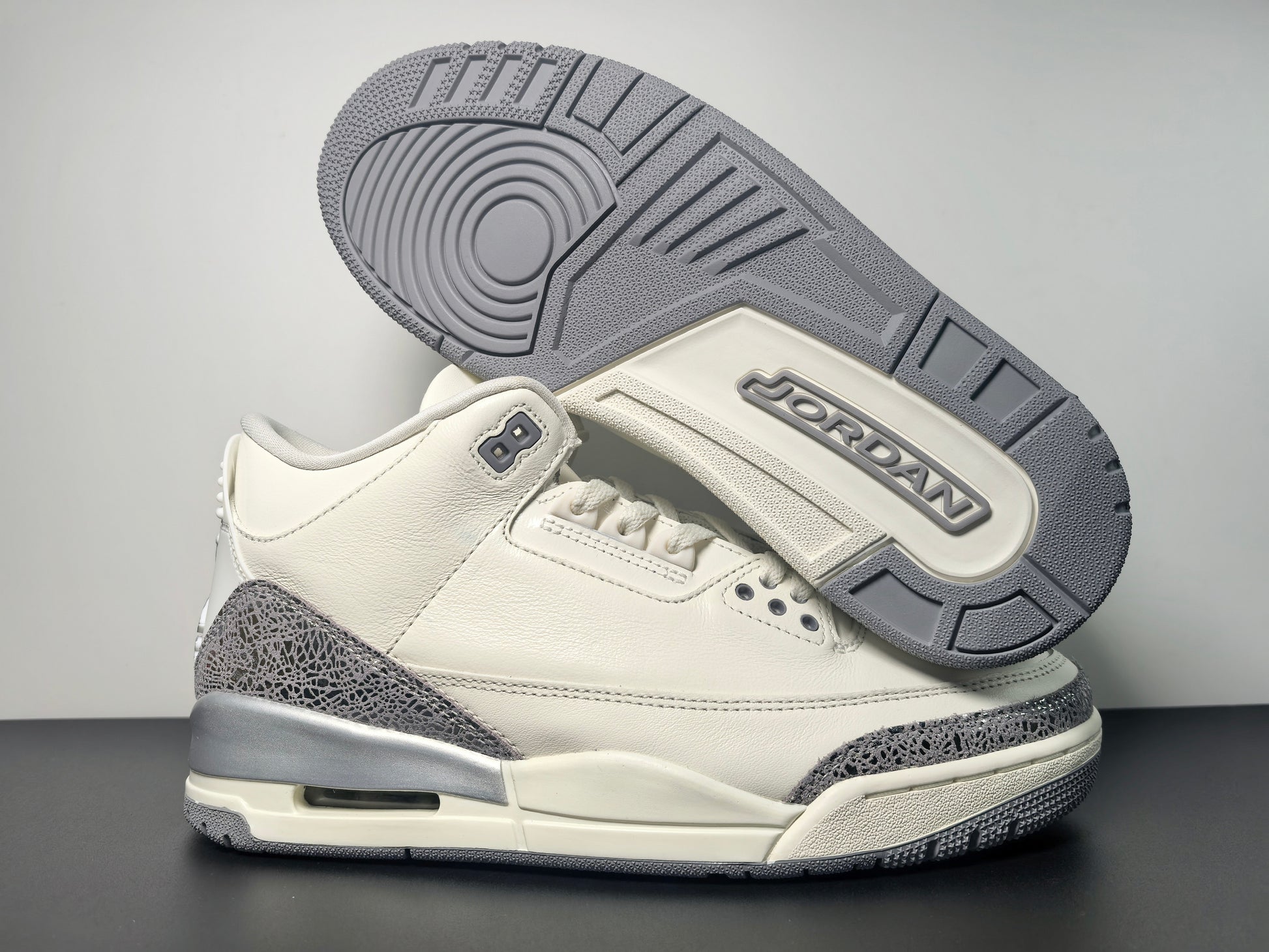 Air Jordan 3 “Metallic Silver”